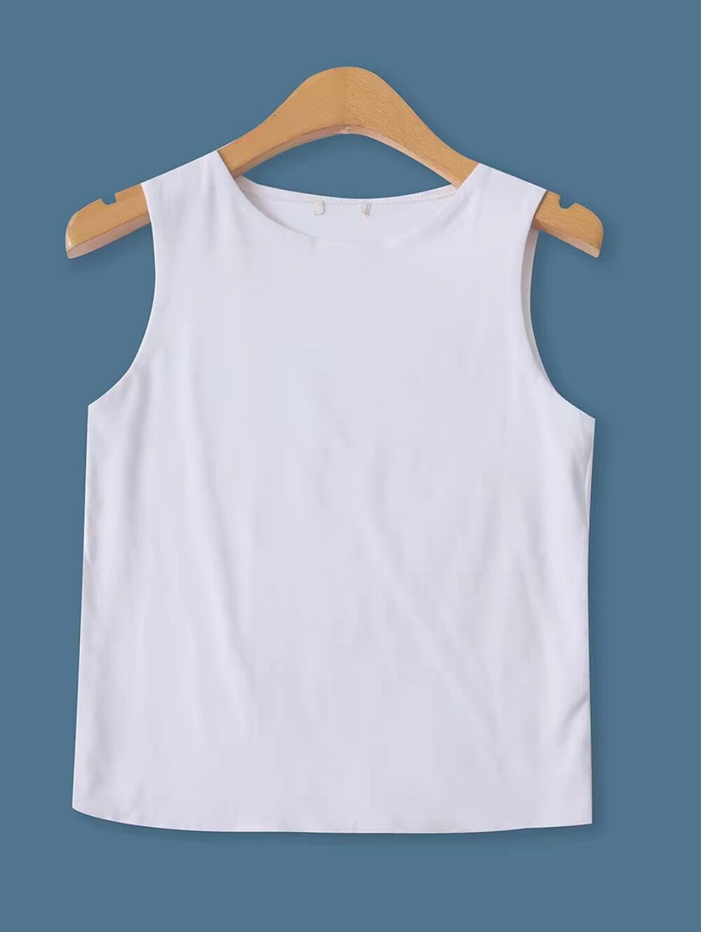 Forever 21 White Muscle Tank - Crewneck Sleeveless Shirt Cotton New With Tag